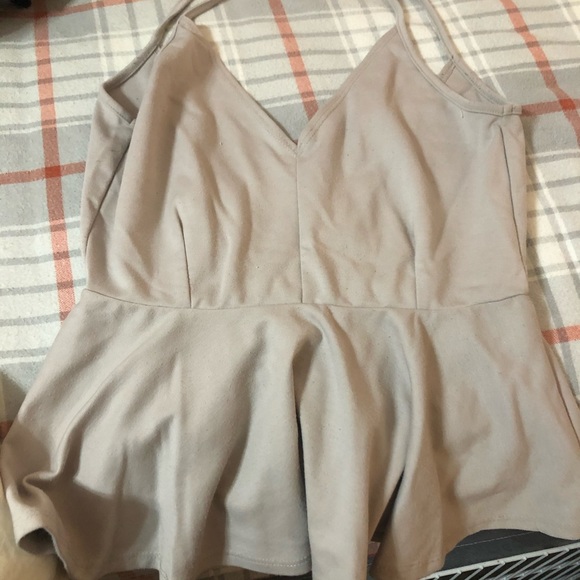 Deep V peplum top size S - Picture 1 of 2